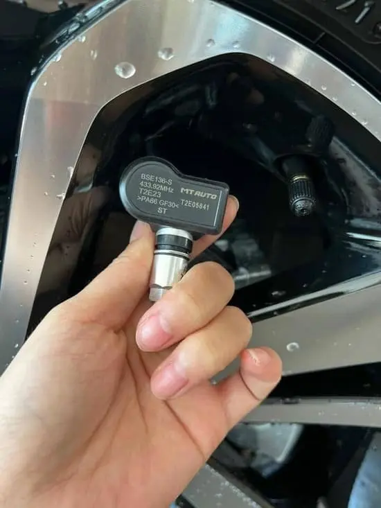 Độ bền của cảm biến áp suất lốp STEELMATE